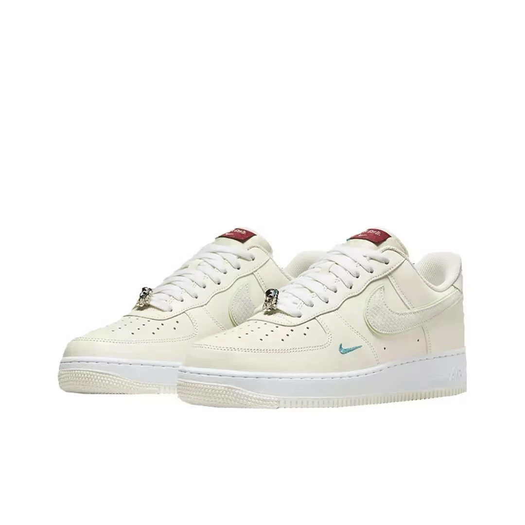 Nike/耐克男士“龙年限定”AF1低帮潮流板鞋FZ5052-131