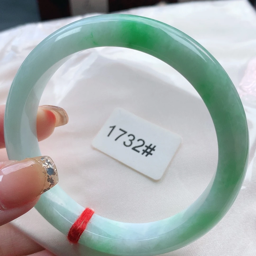 翡翠手镯未镶嵌58圈口881732