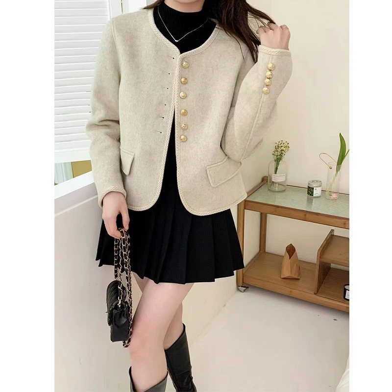 小香风毛呢外套女2024春款新款韩版时尚小个子圆领单排扣短款上衣