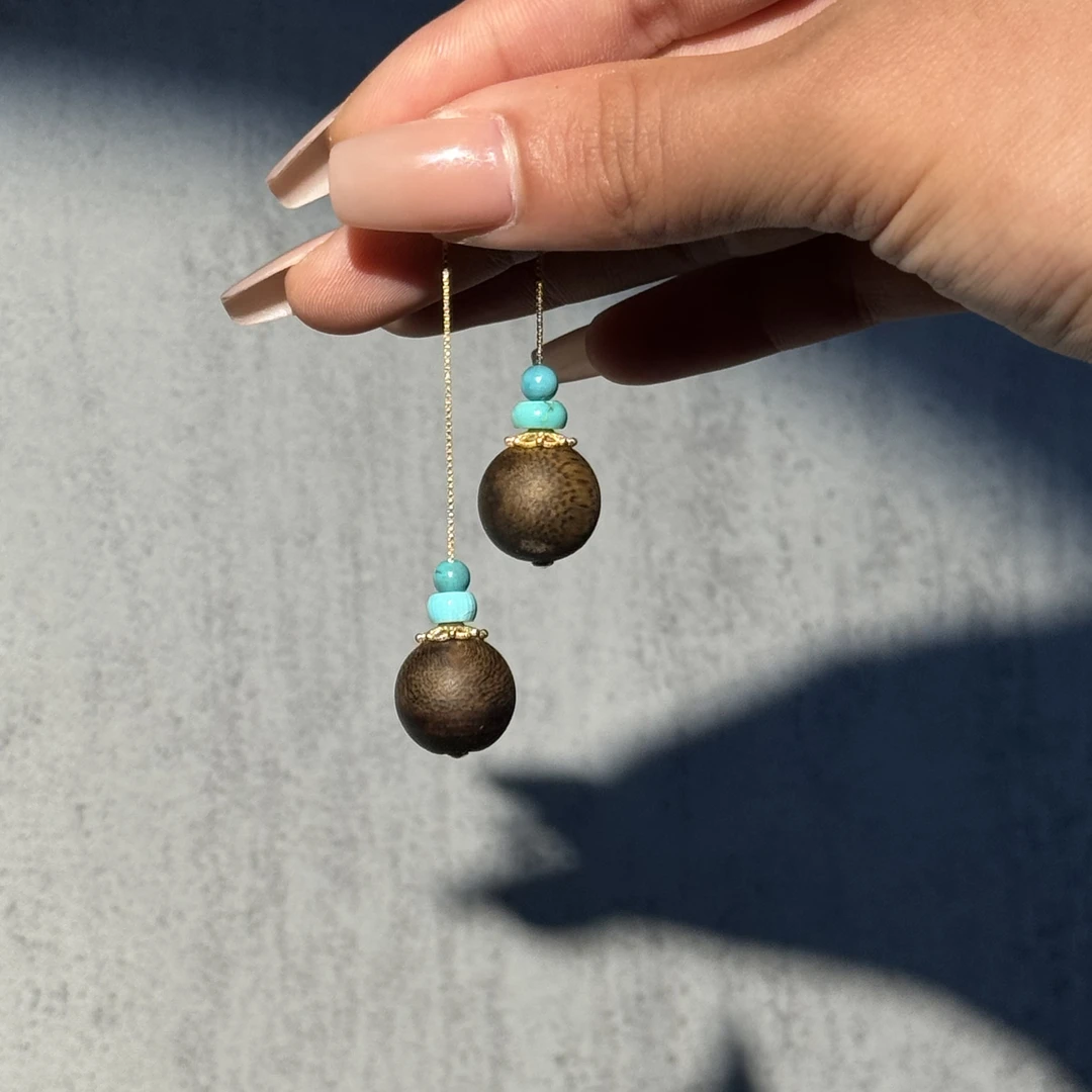 【万宸御品】天然海南莺歌绿奇楠沉香设计耳环