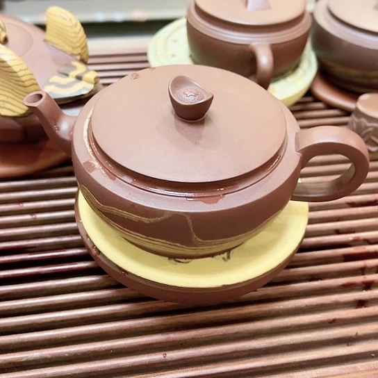 紫砂茶壶阿**侬通绞汉瓦壶