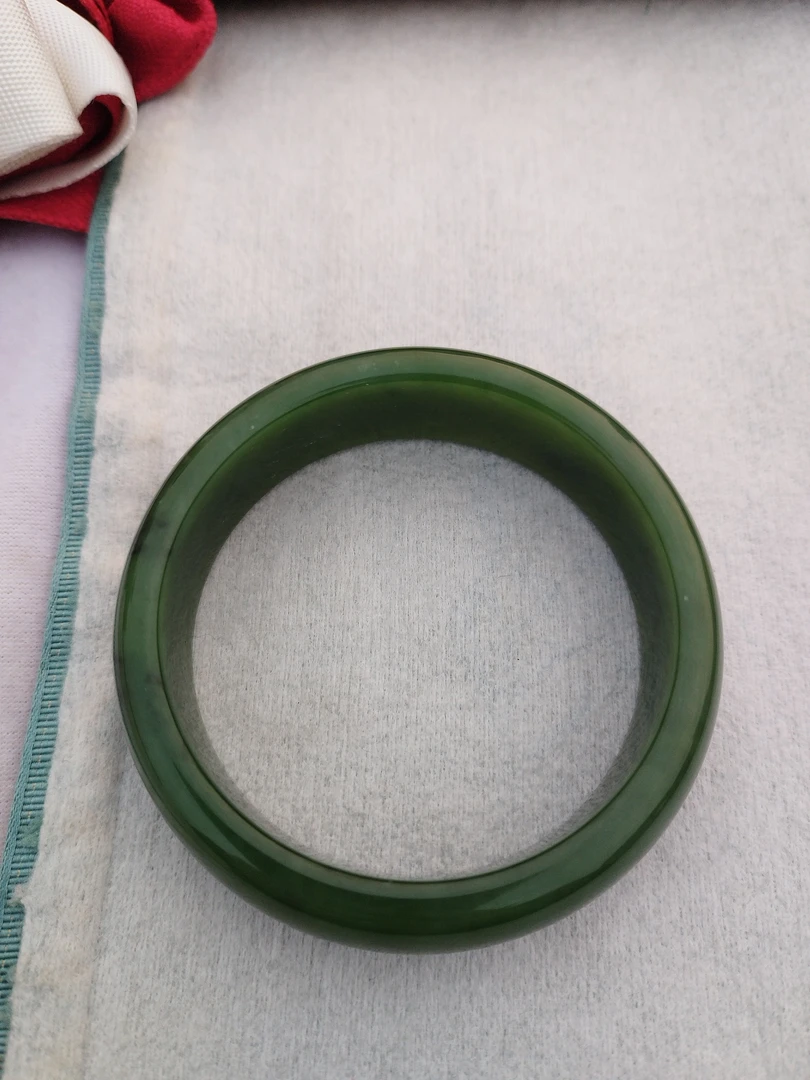 和田玉碧玉手镯精品