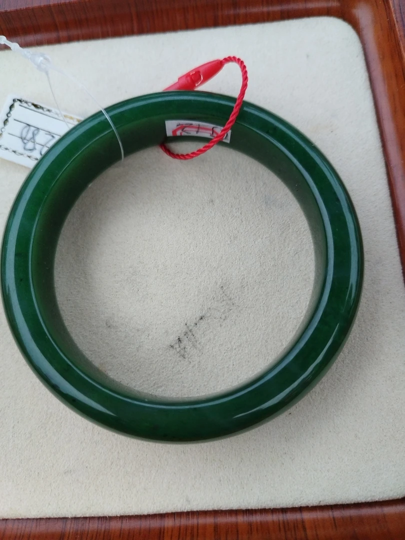 和田玉碧玉手镯精品