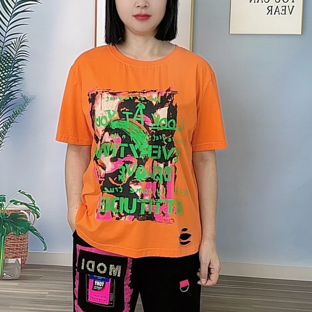 《小洋玉》时尚潮牌破洞烫图圆领宽松短袖棉T恤