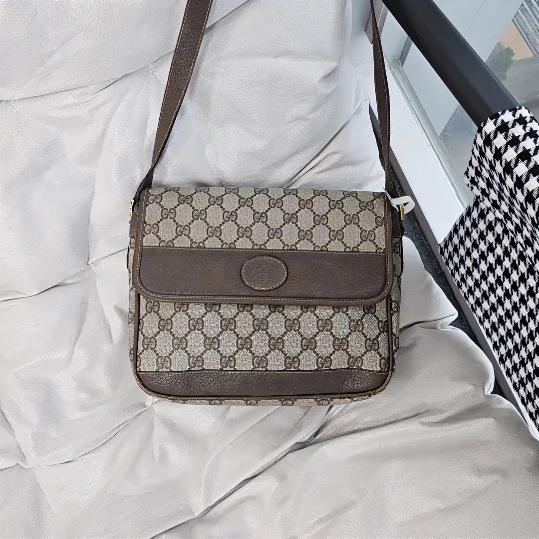 95新 GUCCI/古驰 802287  古驰老花信封单肩包