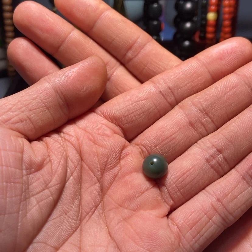 【闪购商品】和田玉挂件未镶嵌冠*军