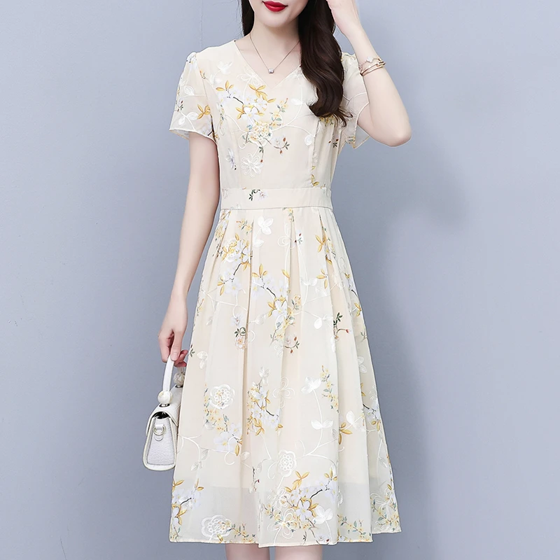 刺绣高档连衣裙女装夏季2025年新款遮妈妈洋气时尚肚子中长款裙子