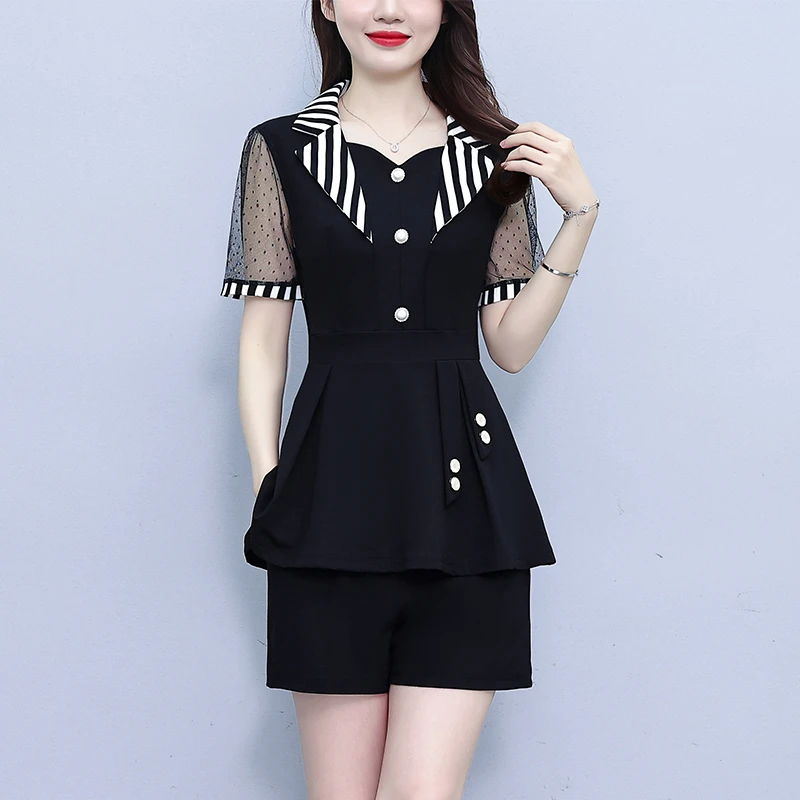 2024夏季韩版时尚套装气质条纹西装领拼接上衣短裤显瘦大码两件套