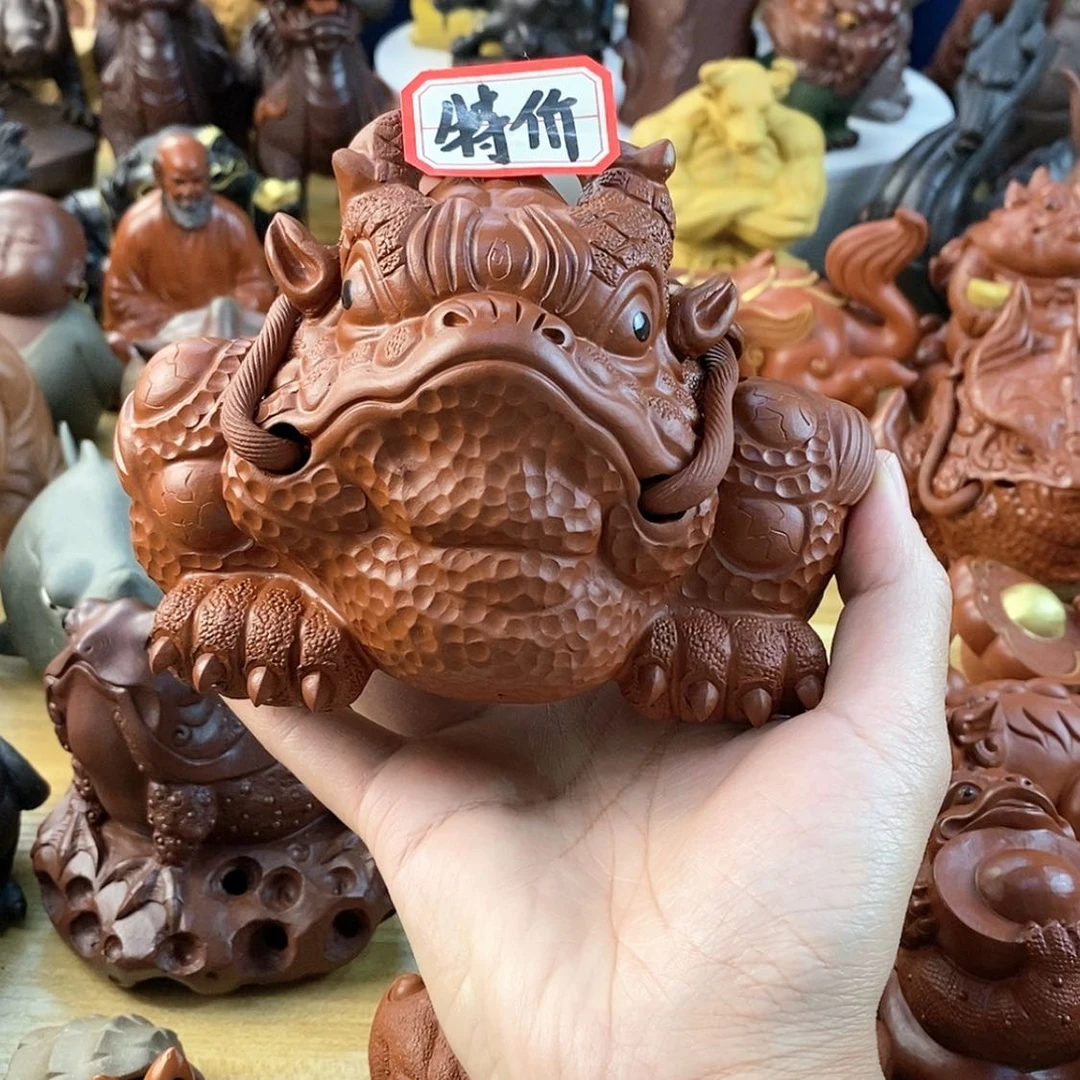 【闪购商品】紫砂茶宠坐****！