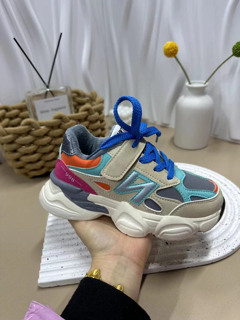 【步步高】32-37码运动鞋儿童厚底8826