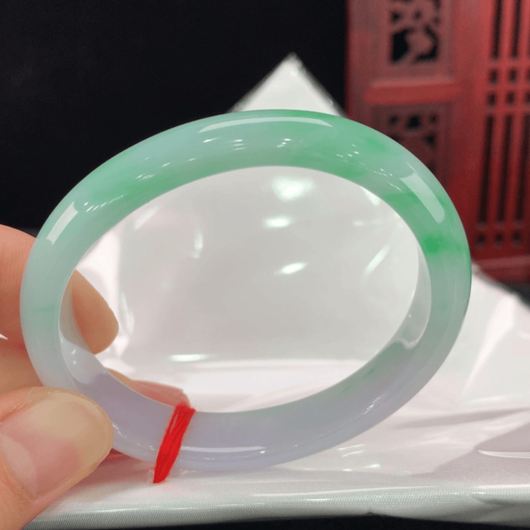 【闪购商品】翡翠手镯未镶嵌贵妃1405