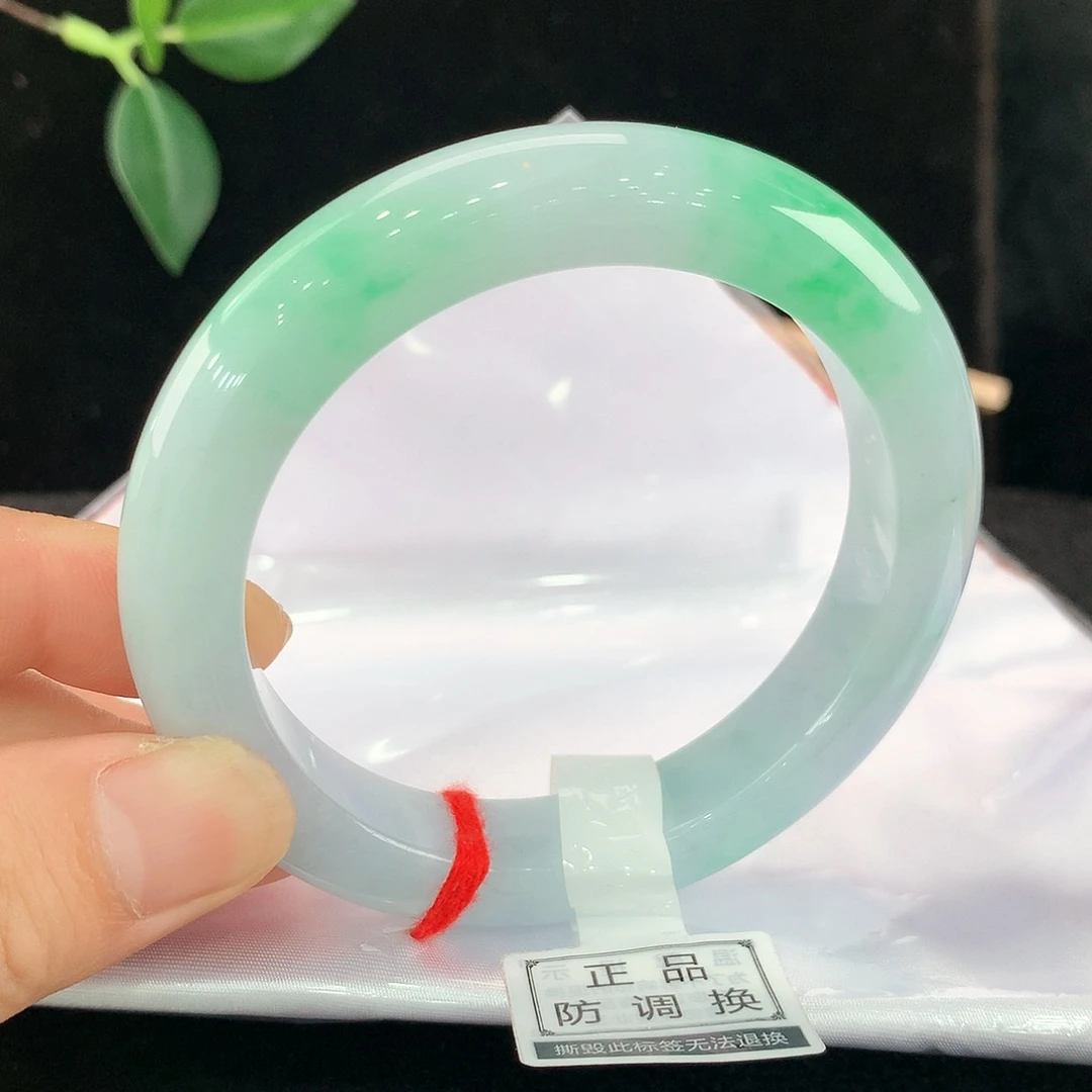 翡翠手镯未镶嵌111/1020