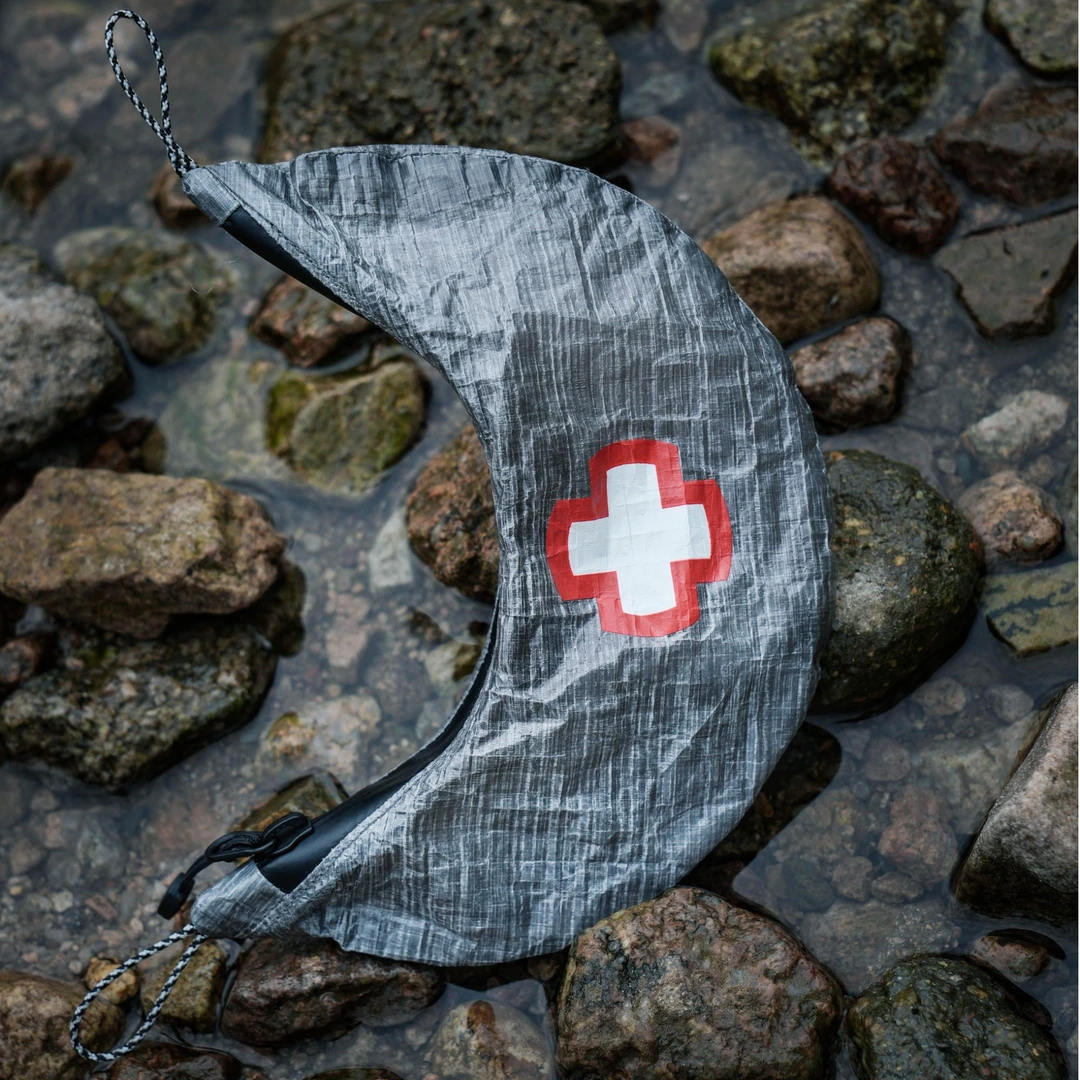 自由之魂粗笨cuben收纳包洗漱包随行包地钉包卷口袋