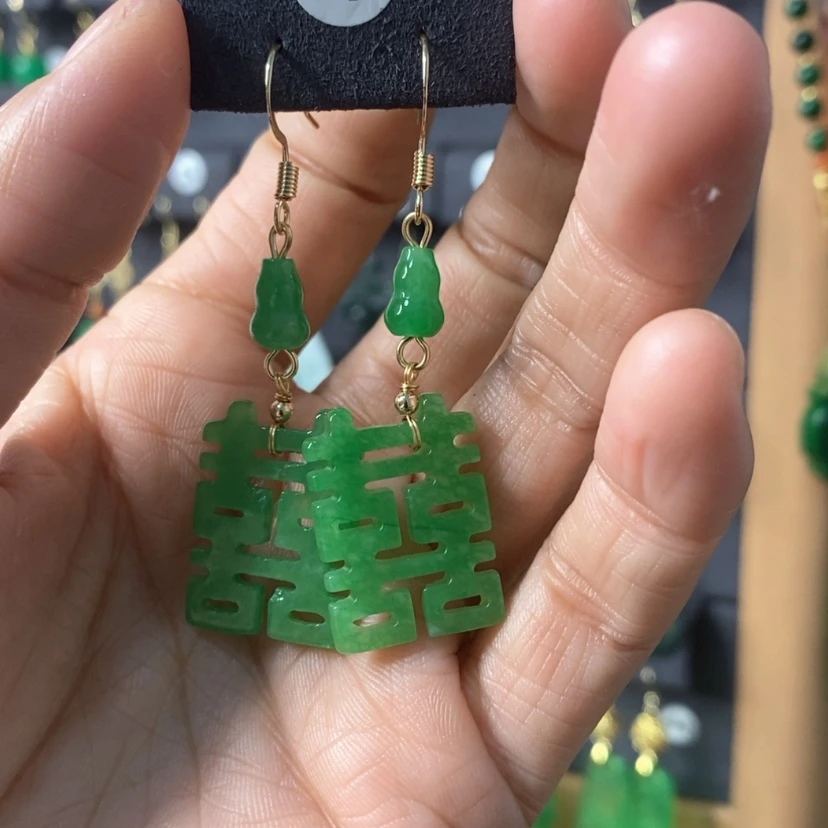 【闪购商品】翡翠耳饰未镶嵌520