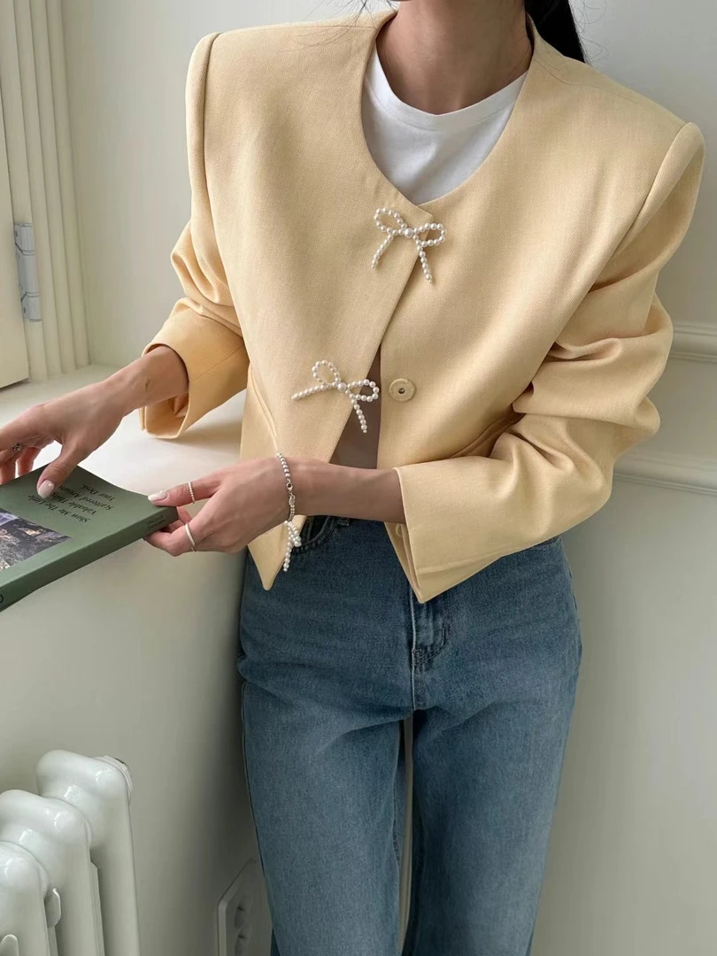 yeni椰妮韩国东大门批发2024秋新设计感气质百搭小香风西装外套女