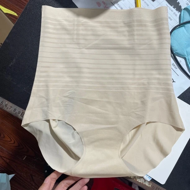 3039高腰无痕收腹裤S码穿100斤