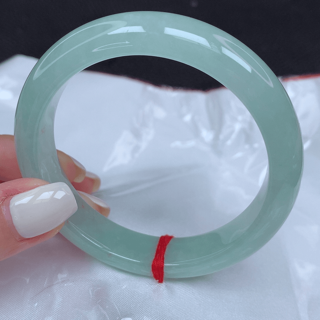 【闪购商品】翡翠手镯未镶嵌54。  55