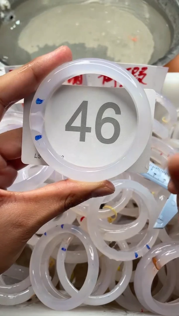 【闪购商品】玛瑙/玉髓手镯未镶嵌6160