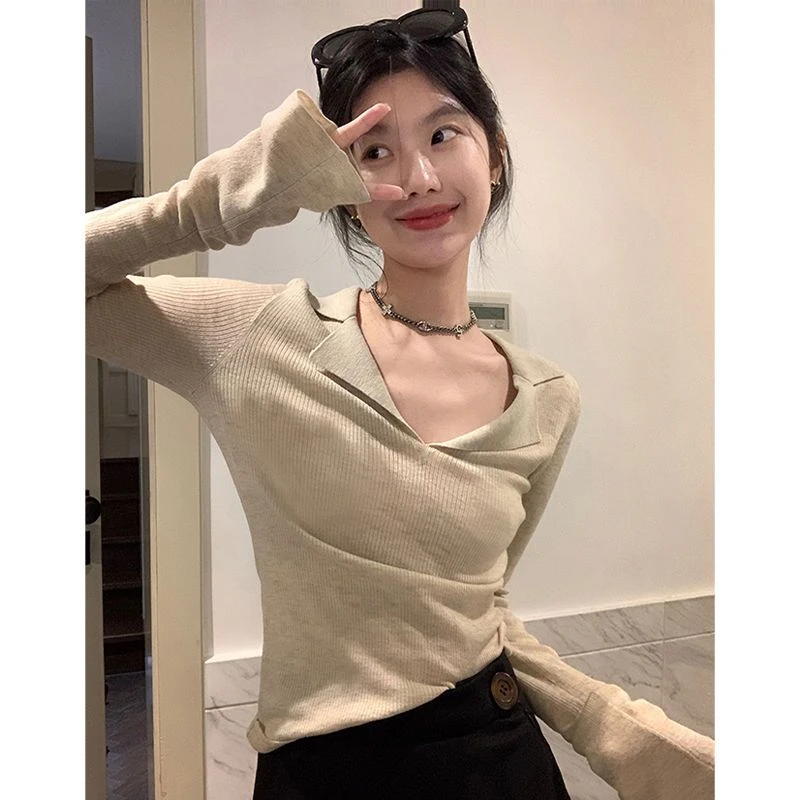 9935法式温柔Polo领针织秋装打底衫女2024秋新款奶系修身长袖上衣