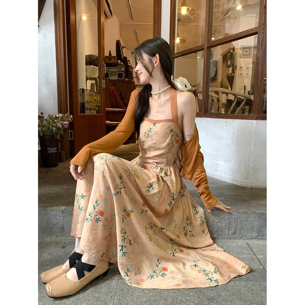 大码碎花荷叶边吊带连衣裙夏季新款收腰显瘦挂脖胖mm中长款两件套