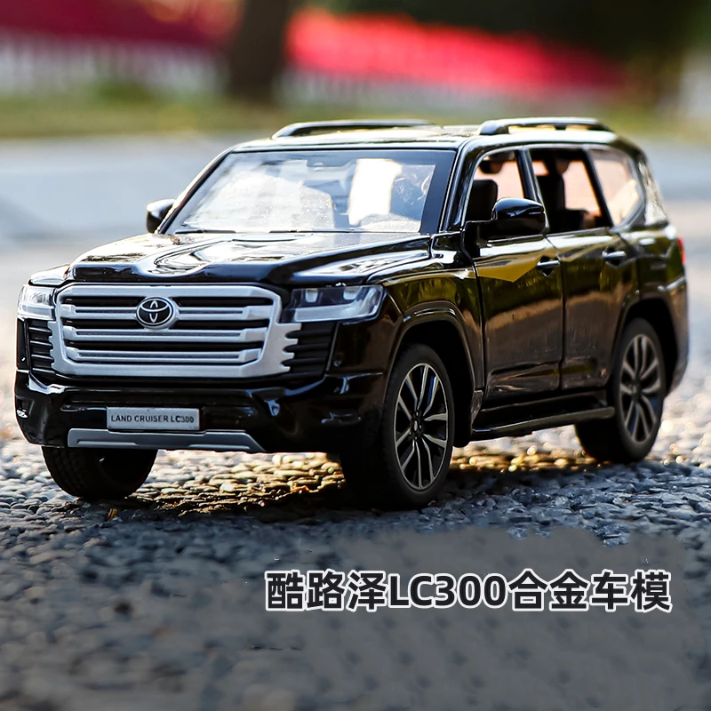 【酷路泽】中号汽车合金模型声光1:32回力功能六开精致男孩子车模