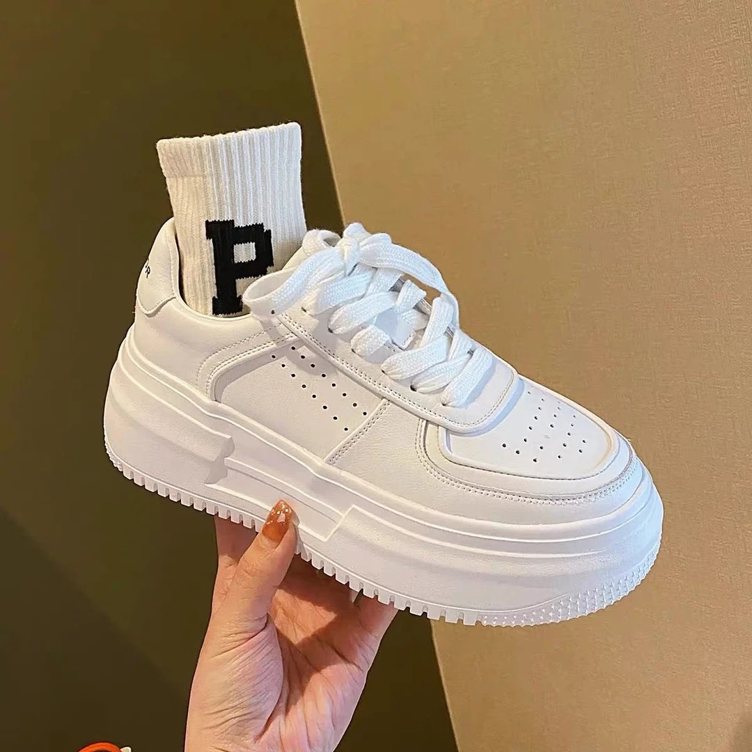 厚底小白鞋女2024新款ins潮秋季百搭松糕轻便休闲运动内增高女鞋