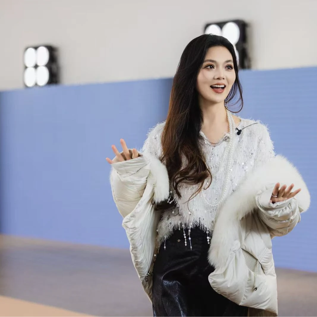 简&搭【千屿Sheila】狐狸毛鹅绒服244-ERF/1125-8738