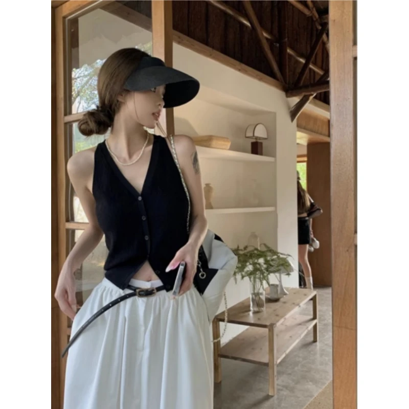 法式甜辣黑色冰丝新款挂脖吊带小背心女夏季外穿坎肩无袖t恤上衣