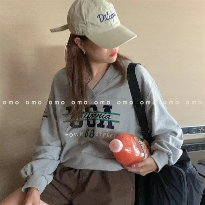 【V领字母卫衣】新款休闲简约时尚复古百搭V领卫衣女