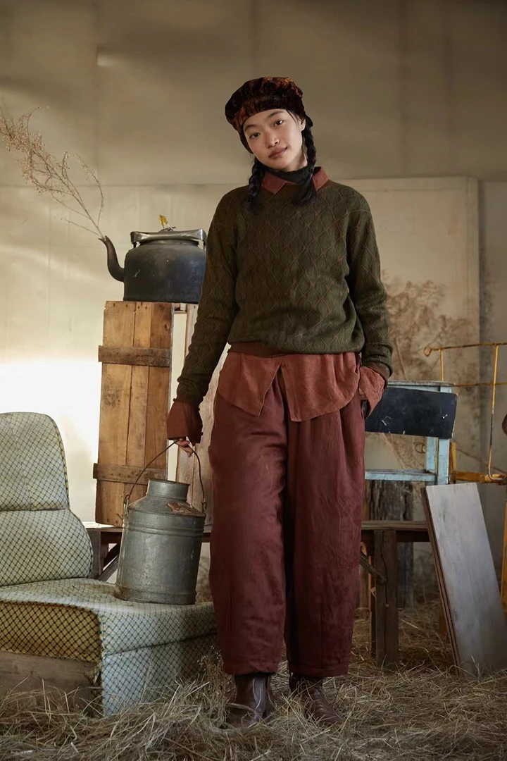 左岸迷香   针织上衣      7020