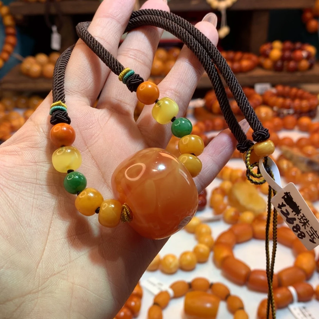 【闪购商品】琥珀吊坠(赠链)未镶嵌