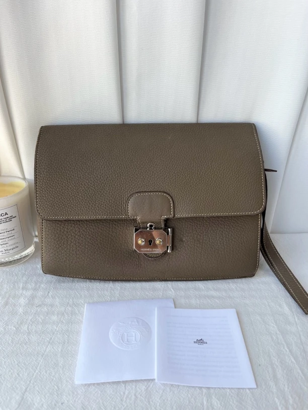 95新 Hermes/爱马仕 灰棕色荔枝牛皮公文包手拿包