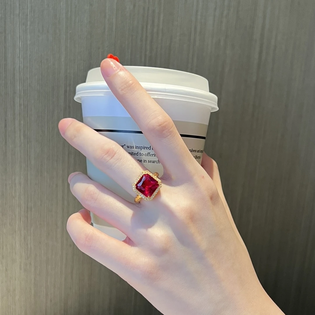 足金红色小方糖戒指5D黄金戒指简约百搭