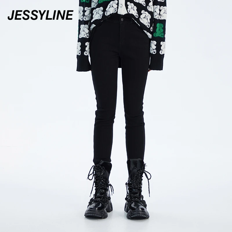 jessyline冬季 杰茜莱黑色修身小脚牛仔裤 241210251外穿显瘦破洞