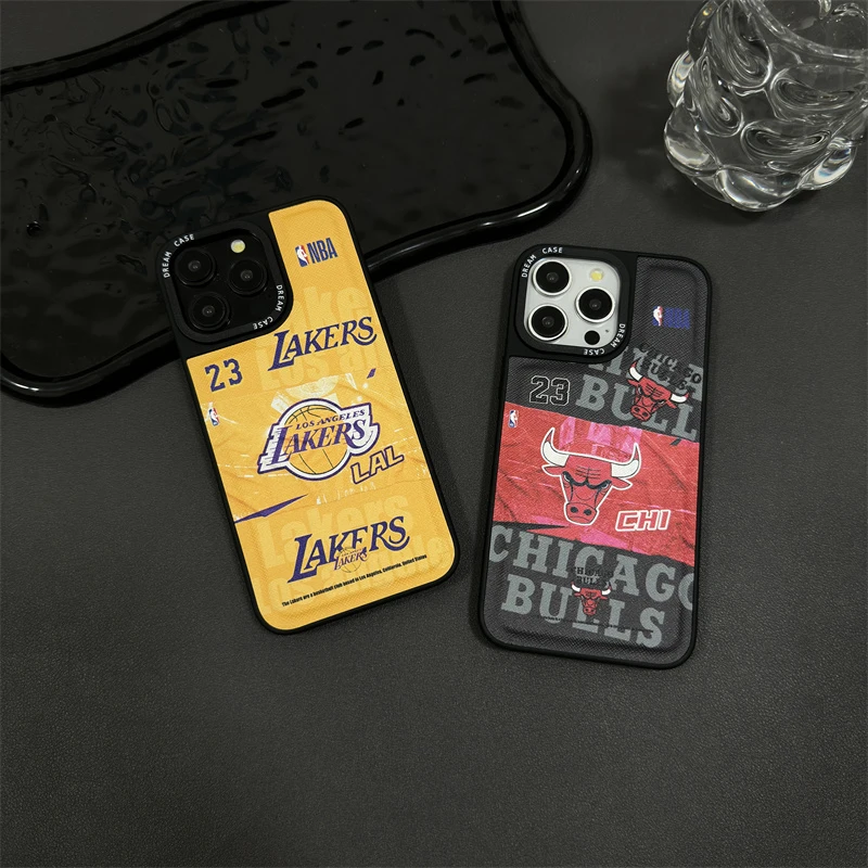 个性创意NBA湖人皮纹苹果手机壳适用iPhone16pro全包15磨砂14公牛