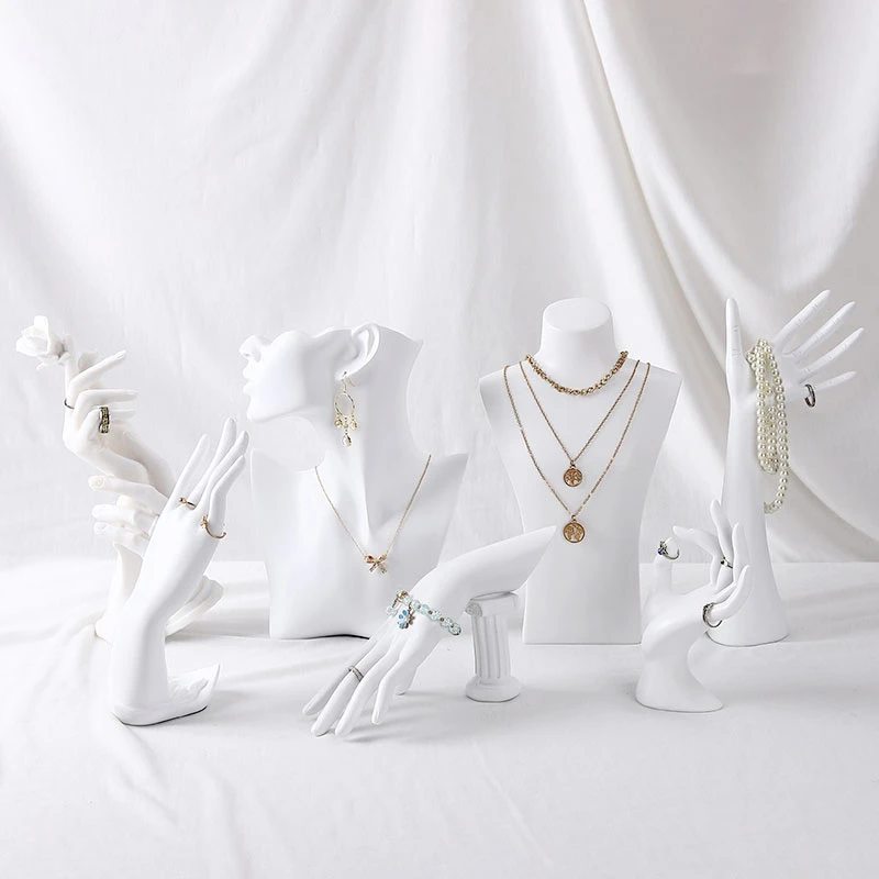 轻奢树脂人像模特饰品展示架挂项链架耳环架收纳首饰架戒指架道具