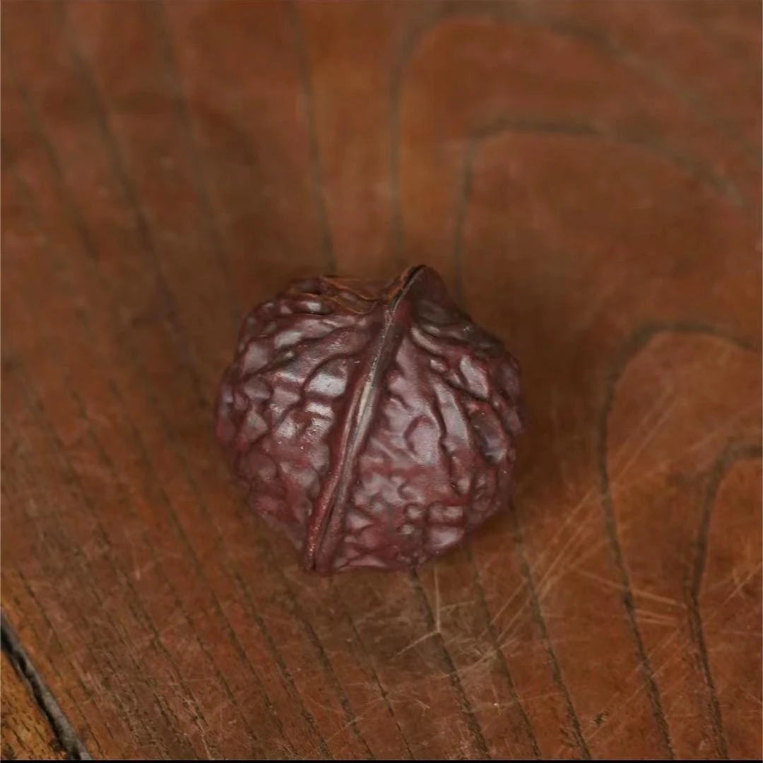 茶玩核桃宜兴原矿紫砂好包浆（两个）