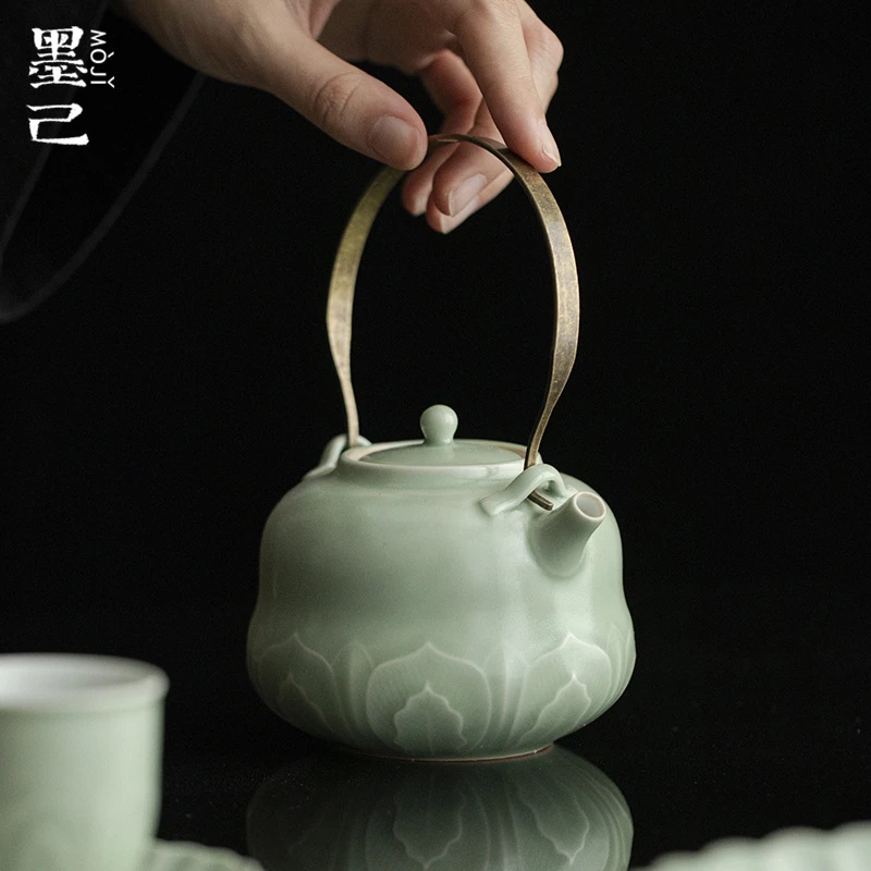 墨己 豆青汝釉仰莲瓣大提梁壶功夫茶具陶瓷大容量茶壶球孔过滤壶