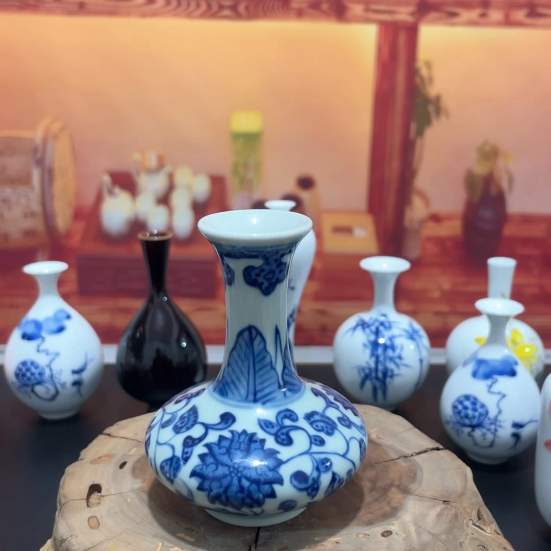 景德镇精美小花瓶