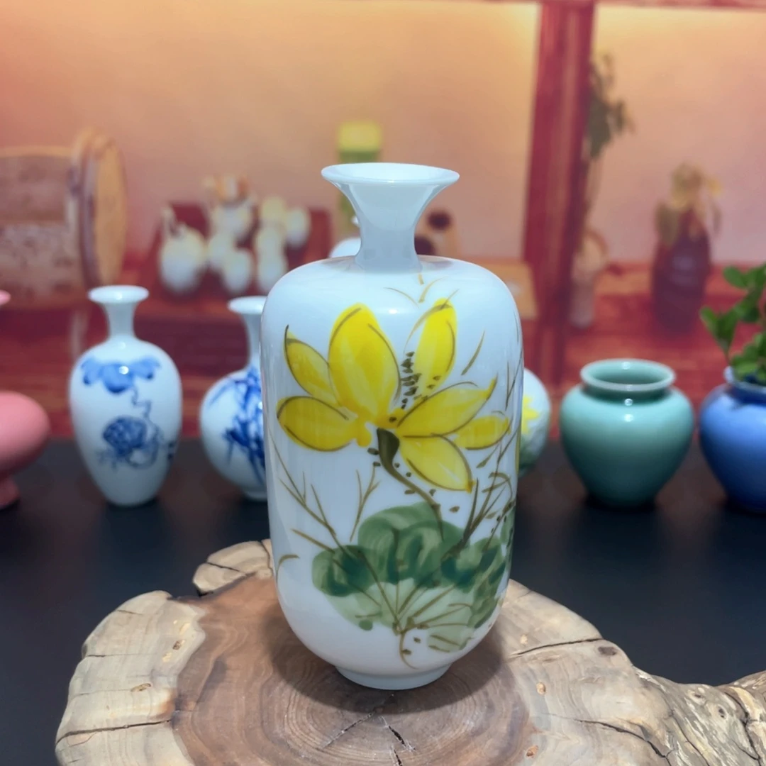 精美小花器景德镇