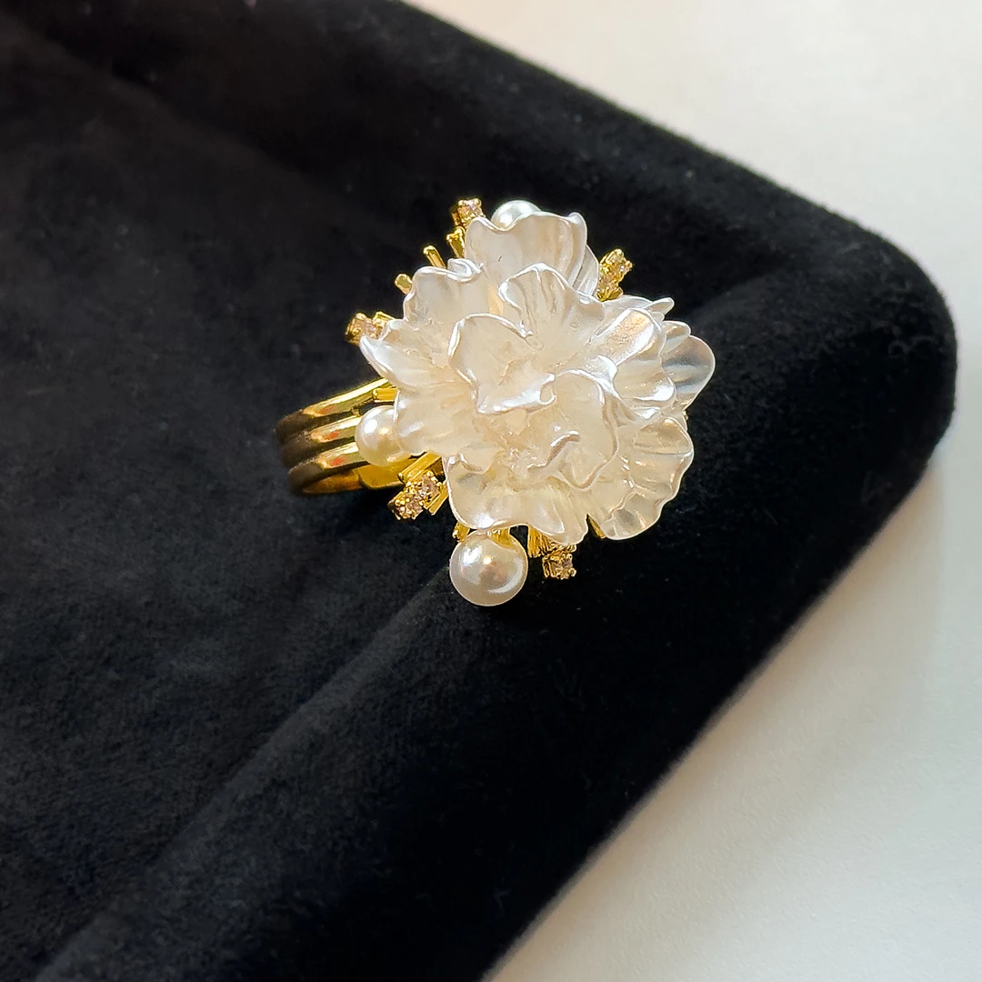 铜合金树脂戒指 J3008【繁花似锦】轻奢时尚奢华花朵开口个性戒指