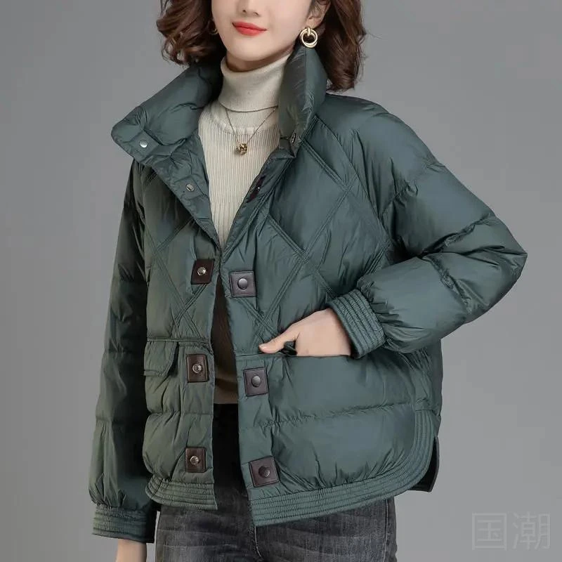 新款短款羽绒服女2023年冬季新款设计感小众小个子妈妈时尚