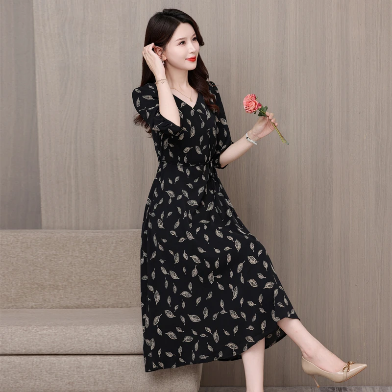 树叶时尚洋气女装连衣裙气质女神范夏季遮肚碎花裙时尚减龄高腰裙