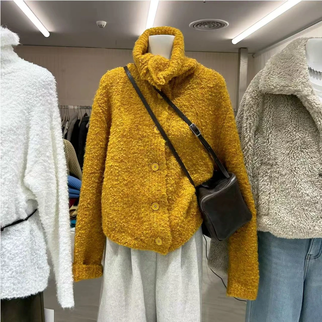 南瓜小姐 韩系简约圈圈毛扣子开衫