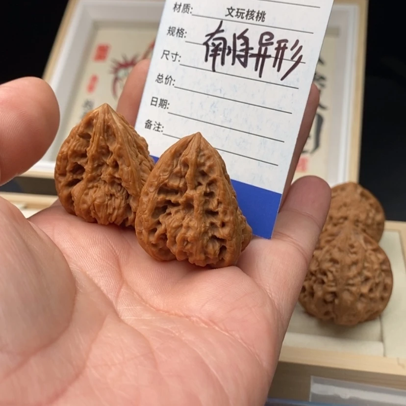 【闪购商品】文玩核桃把件生**初
