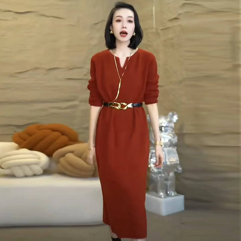 秋冬新款打底连衣裙轻奢宽松大码时尚气质针织衫中长款毛衣裙子女