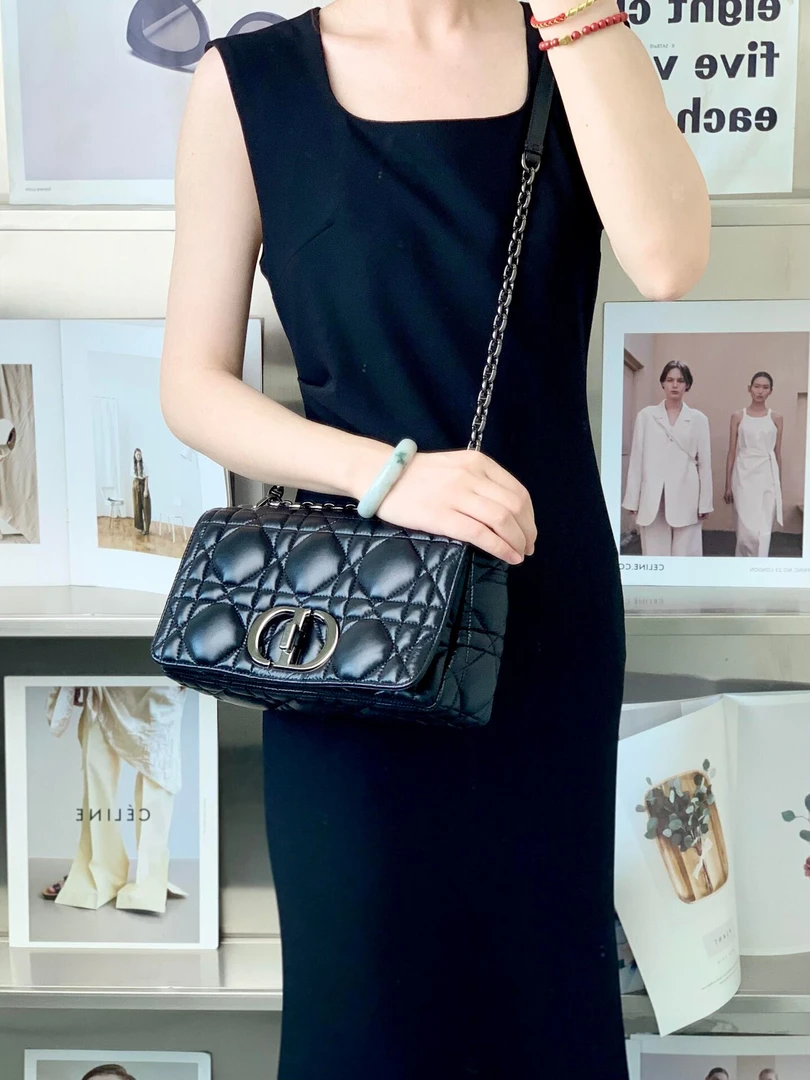 全新未使用 DIOR/迪奥 dior caro中号黑色单肩链条包/优品