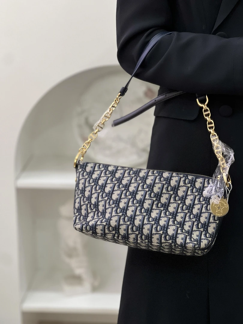 99新 DIOR/迪奥 dior新款饭盒包/新款/优品