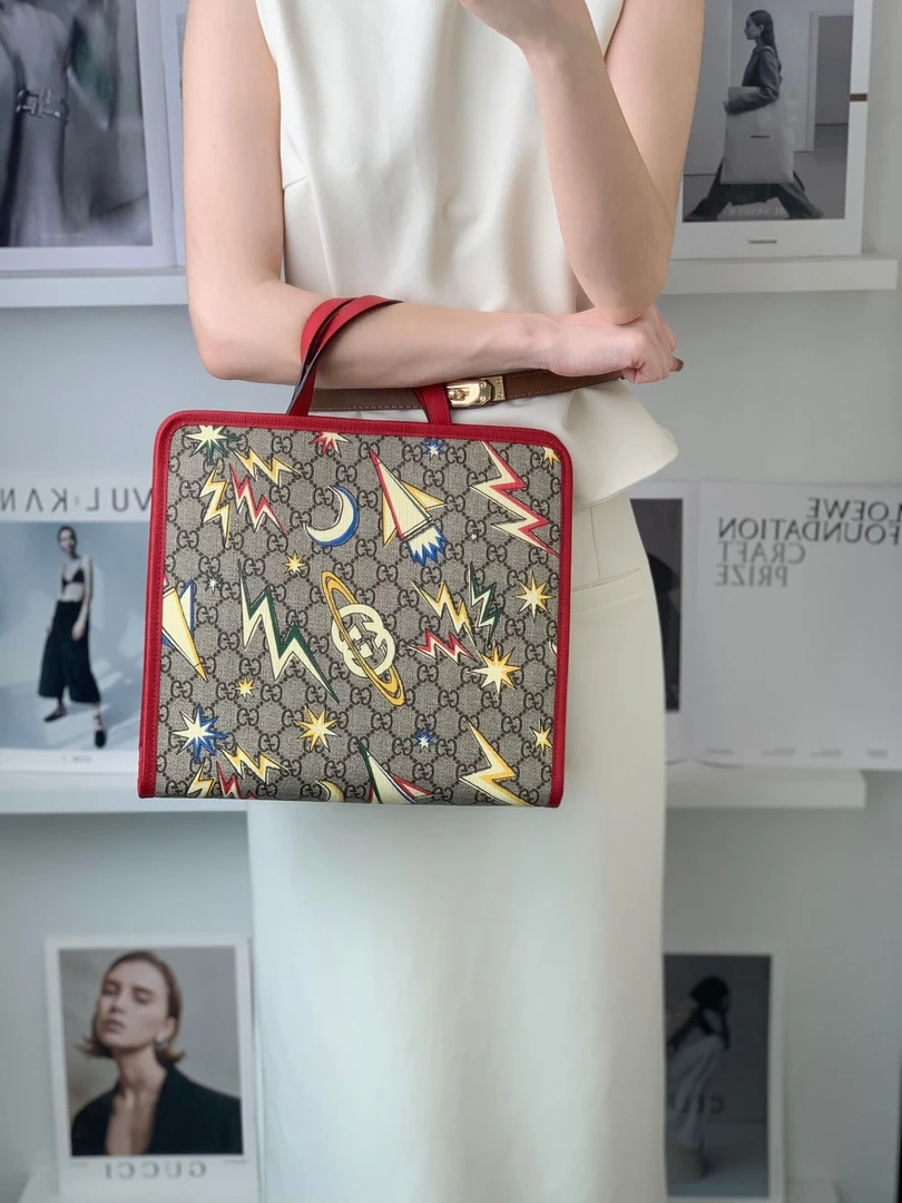 95新 GUCCI/古驰 98新/gucci 字母太空印花儿童包/无公价/甄选
