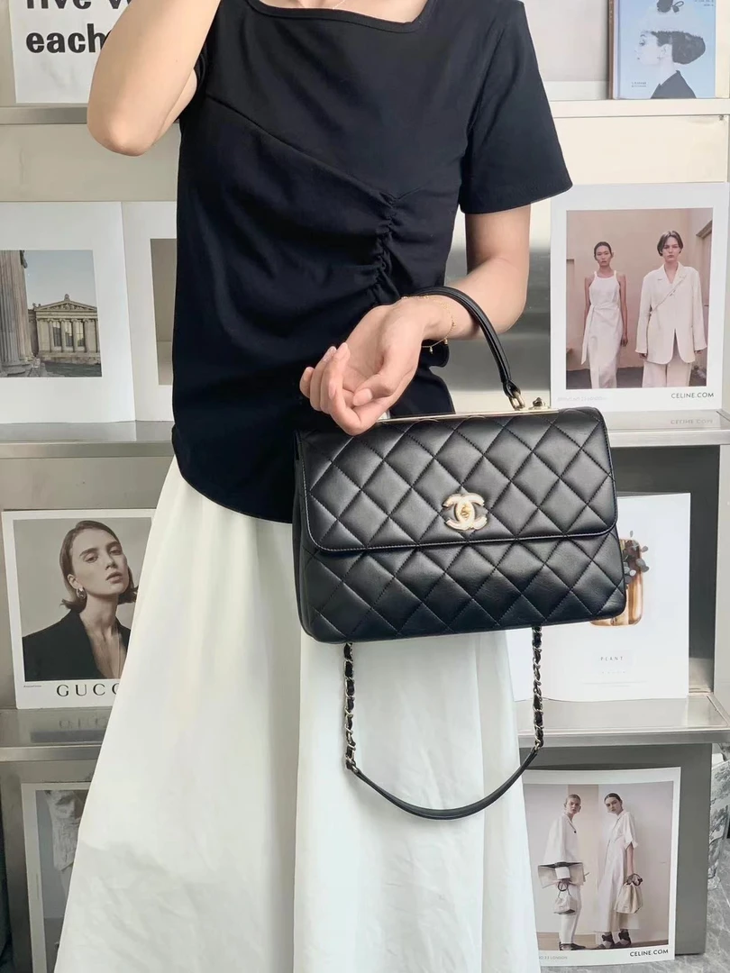 99新 Chanel/香奈儿 trendy cc 中号黑金手提斜挎包/无公价/优品
